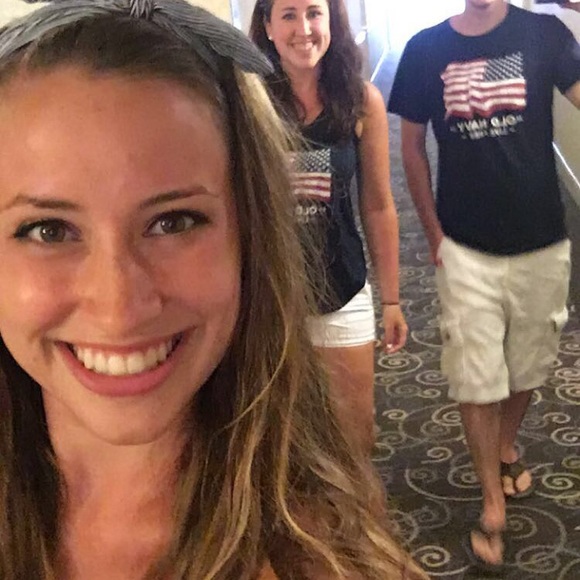 Meet your Posher, Katie - Picture 3 of 3